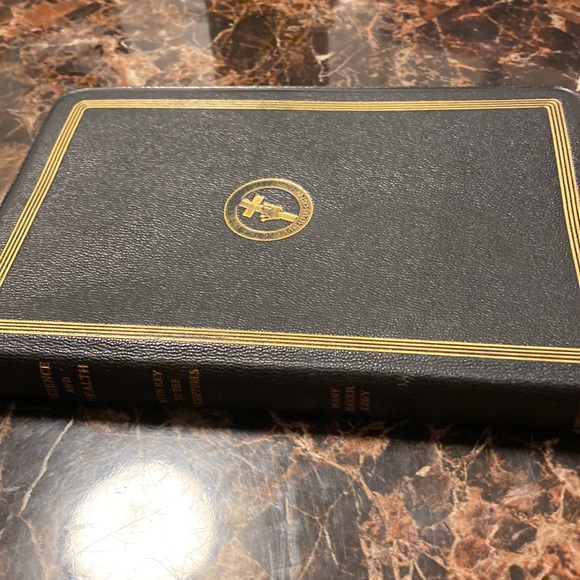 Science and Health with Key to the Scriptures by Mary Baker Eddy 1934 - Picture 3 of 12